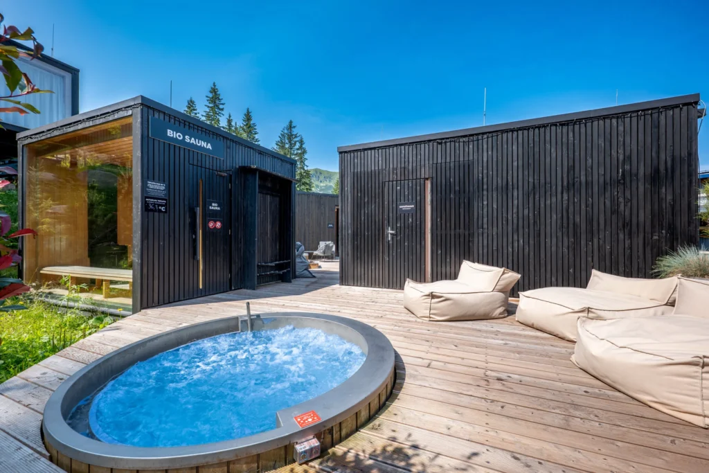 Centrum wellness z sauną i jacuzzi
